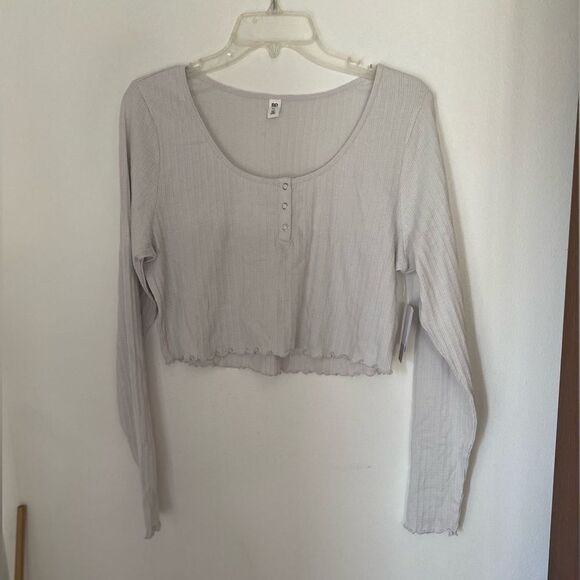 NWT  BP grey fog cropped long sleeve Henley size XL 98% cotton - Picture 1 of 10